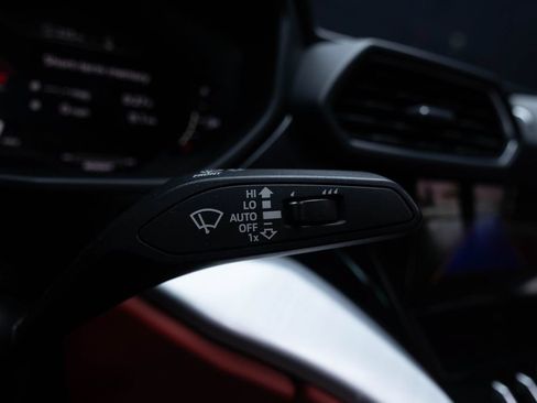 Used 2022 Lamborghini Urus AWD/4WD image 29