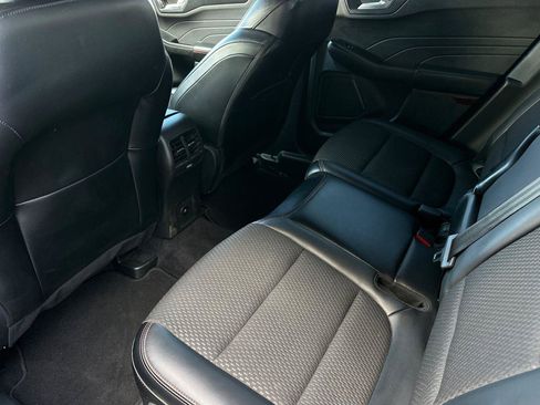 New 2024 Ford Escape ST-Line w/ Equipment Group 301A image 9