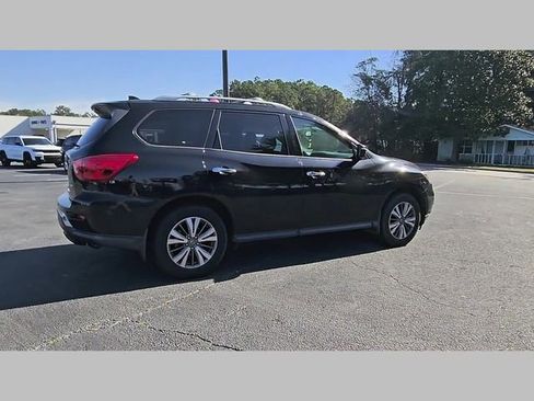 Used 2020 Nissan Pathfinder S image 35