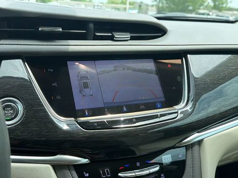Used 2021 Cadillac XT6 Premium Luxury FWD image 24