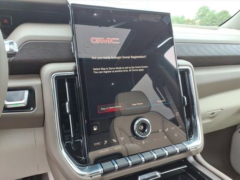 New 2026 GMC Yukon XL Denali AWD/4WD image 19