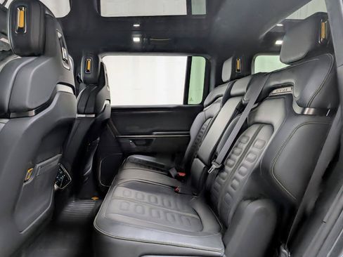Used 2025 Rivian R1S Adventure AWD/4WD image 21