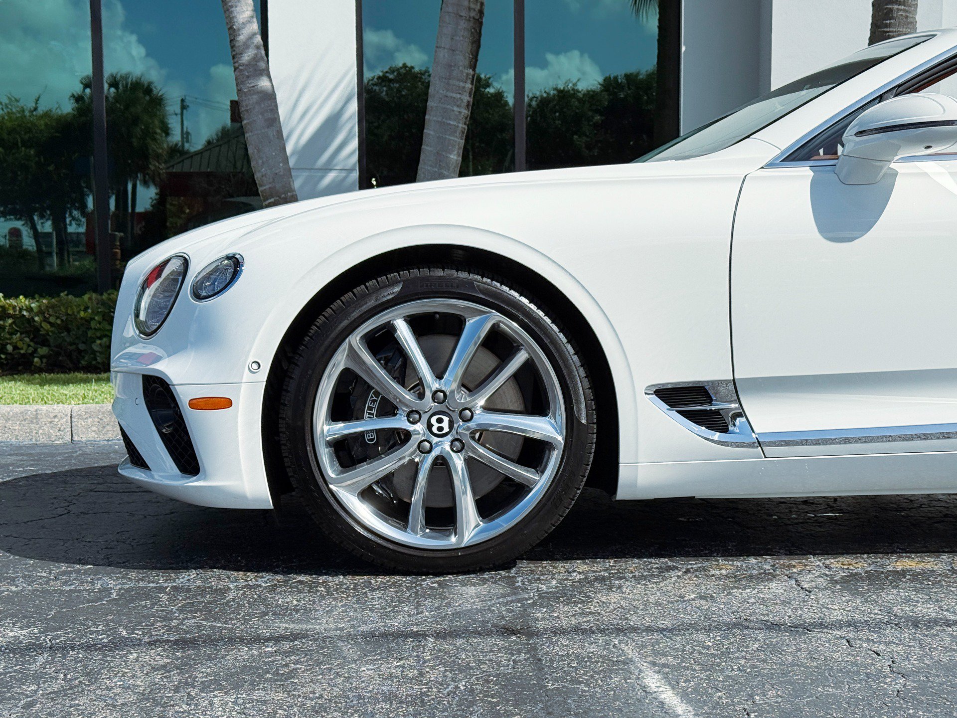 Used 2024 Bentley Continental GT Mulliner AWD/4WD image 18