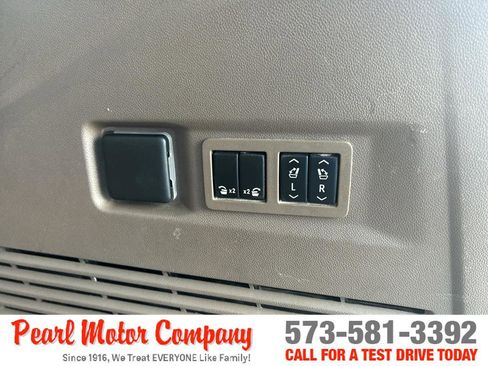 Certified 2021 GMC Yukon Denali w/ Denali Premium Package image 38