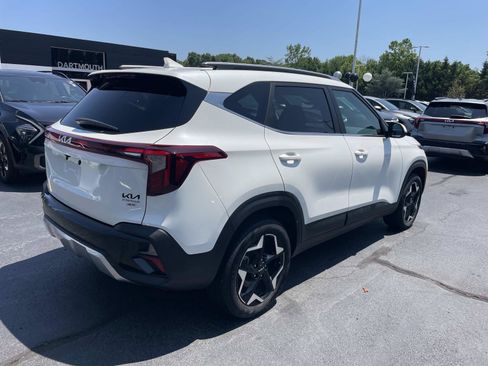Used 2025 Kia Seltos EX w/ EX Sunroof Package AWD/4WD image 9