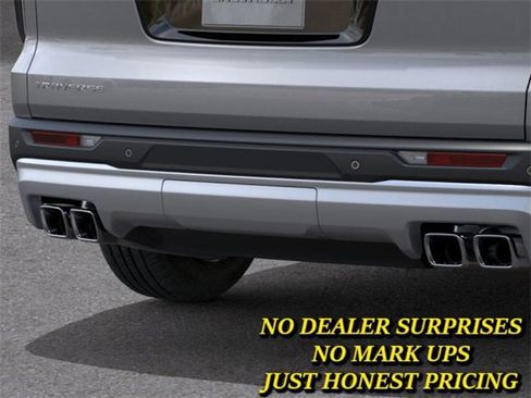 New 2026 Chevrolet Traverse LT image 14