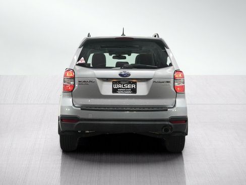 Used 2015 Subaru Forester 2.5i Touring w/ Eyesight & Navigation System AWD/4WD image 4