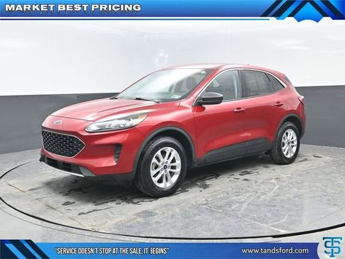 Used 2022 Ford Escape SE w/ Cold Weather Package image 1