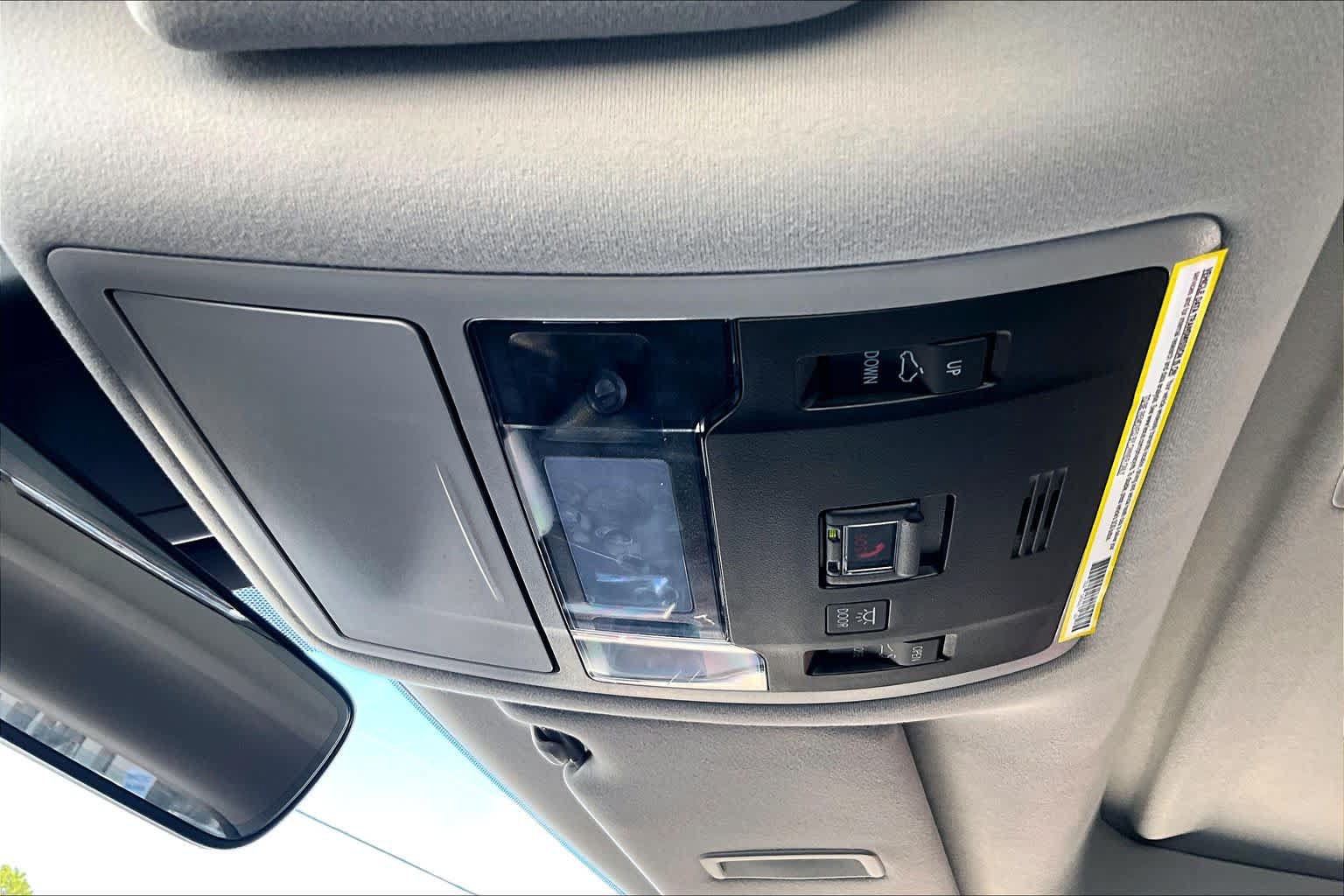 Used 2022 Lexus RX 350 FWD w/ Premium Package image 32
