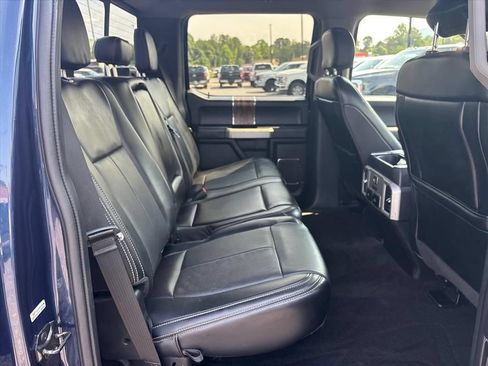 Used 2019 Ford F150 Lariat w/ Equipment Group 502A Luxury AWD/4WD image 15
