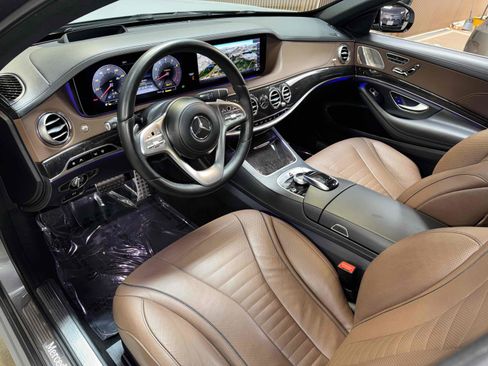 Used 2018 Mercedes-Benz S 560 Sedan image 6