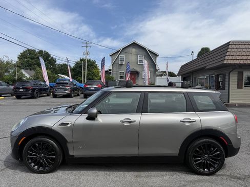 Used 2017 MINI Cooper Clubman ALL4 AWD/4WD image 2