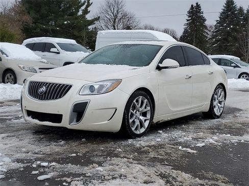 Used 2013 Buick Regal GS image 2