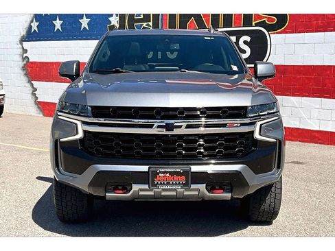 Used 2021 Chevrolet Tahoe Z71 w/ Z71 Signature Package AWD/4WD image 3