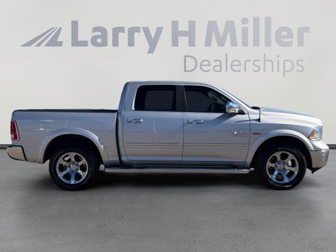 Used 2017 RAM 1500 Laramie w/ Convenience Group image 7