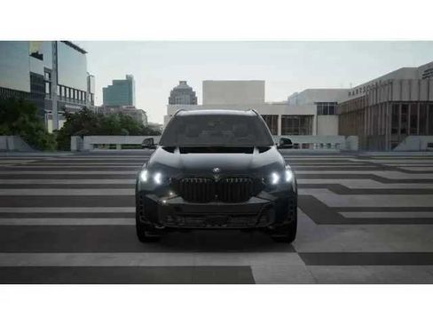 New 2026 BMW X5 sDrive40i w/ M Sport Package RWD image 3