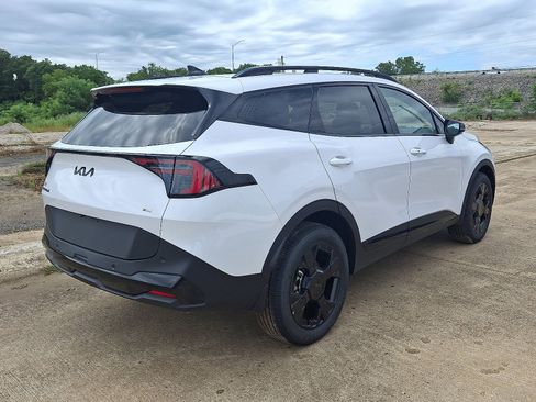 New 2026 Kia Sportage X-Line w/ X-Line Premium Package image 3
