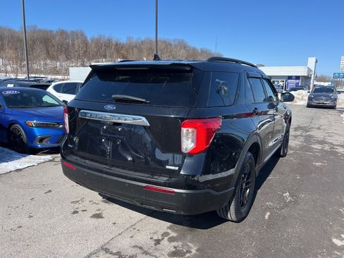 Used 2020 Ford Explorer XLT w/ Comfort Package image 5
