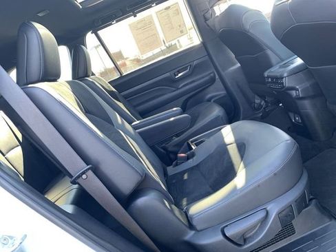 Certified 2024 Toyota Grand Highlander MAX Platinum image 12