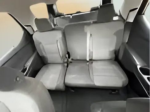 Used 2019 Chevrolet Traverse LT image 12