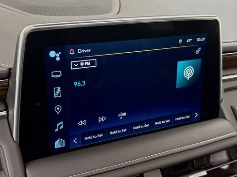 Used 2023 Chevrolet Tahoe Premier w/ Advanced Technology Package image 17