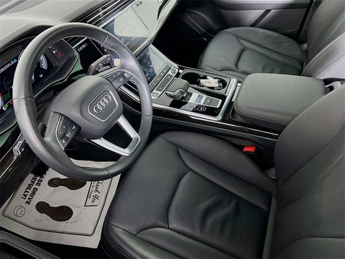 Used 2025 Audi Q7 3.0T Premium Plus image 24