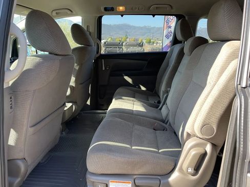 Used 2013 Honda Odyssey EX image 17