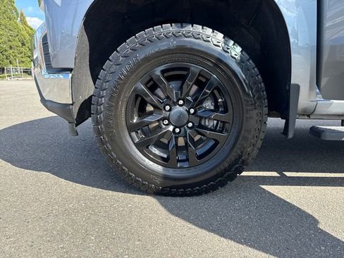 Used 2020 Chevrolet Silverado 1500 LT w/ All-Star Edition image 29