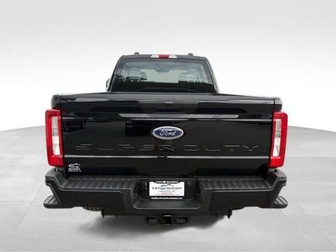 New 2026 Ford F250 XL AWD/4WD image 10