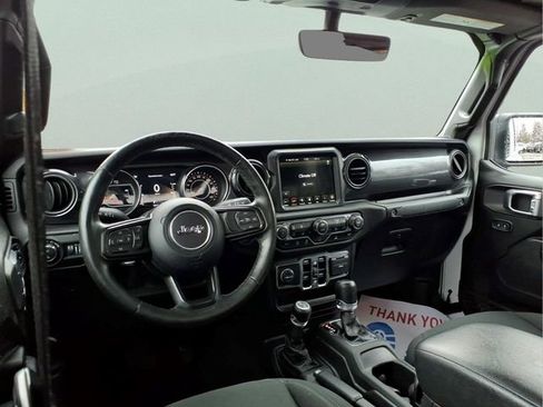 Used 2020 Jeep Gladiator Sport image 9