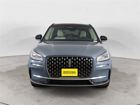 Used 2025 Lincoln Corsair Reserve image 8