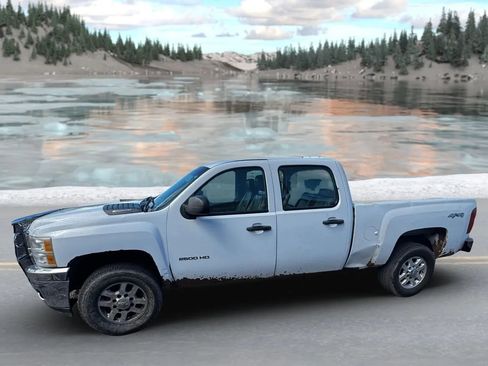 Used 2012 Chevrolet Silverado 2500 W/T AWD/4WD image 1