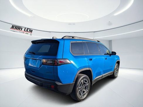 New 2026 Jeep Cherokee Limited image 3