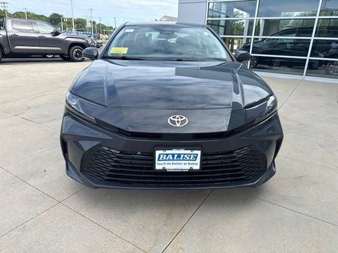 Used 2025 Toyota Camry LE FWD image 2