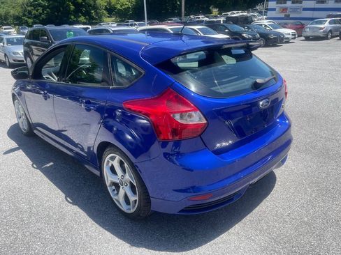 Used 2014 Ford Focus ST FWD image 8