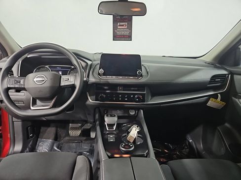 Certified 2025 Nissan Rogue S AWD/4WD image 19