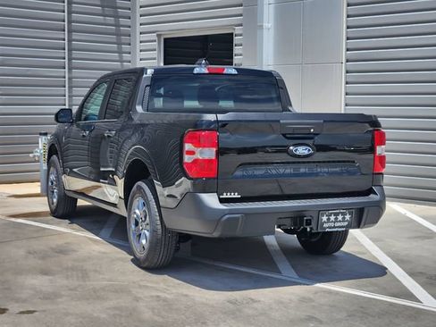 New 2026 Ford Maverick XLT w/ XLT Luxury Package FWD image 3