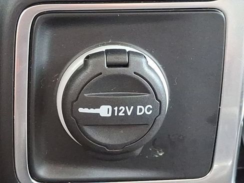 Used 2024 Jeep Wrangler Unlimited w/ Convenience Group AWD/4WD image 26