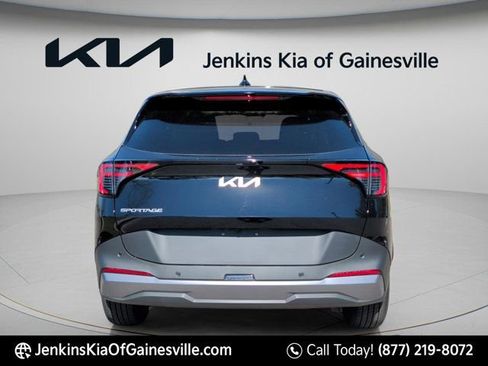 New 2026 Kia Sportage EX image 7