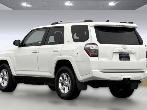 Used 2024 Toyota 4Runner SR5 image 3