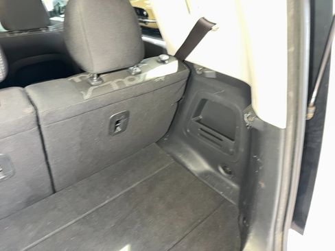 Used 2012 Kia Soul + FWD image 60