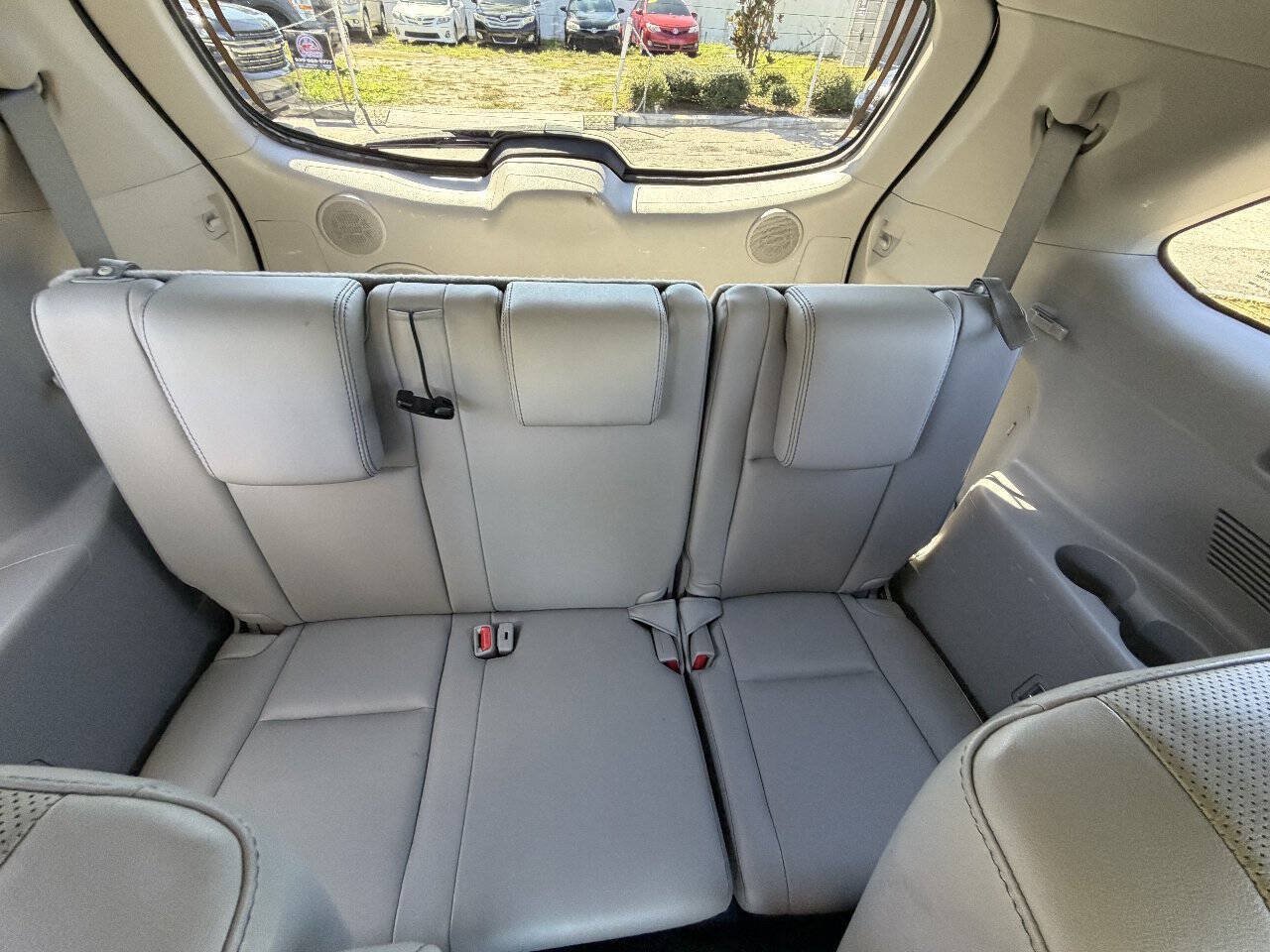 Used 2018 Toyota Highlander Limited FWD image 16