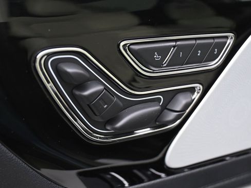 Used 2025 Lincoln Aviator Reserve w/ Equipment Group 201A image 14