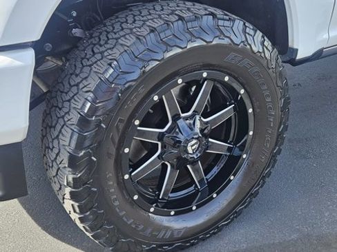 Used 2022 Ford F350 Platinum image 9