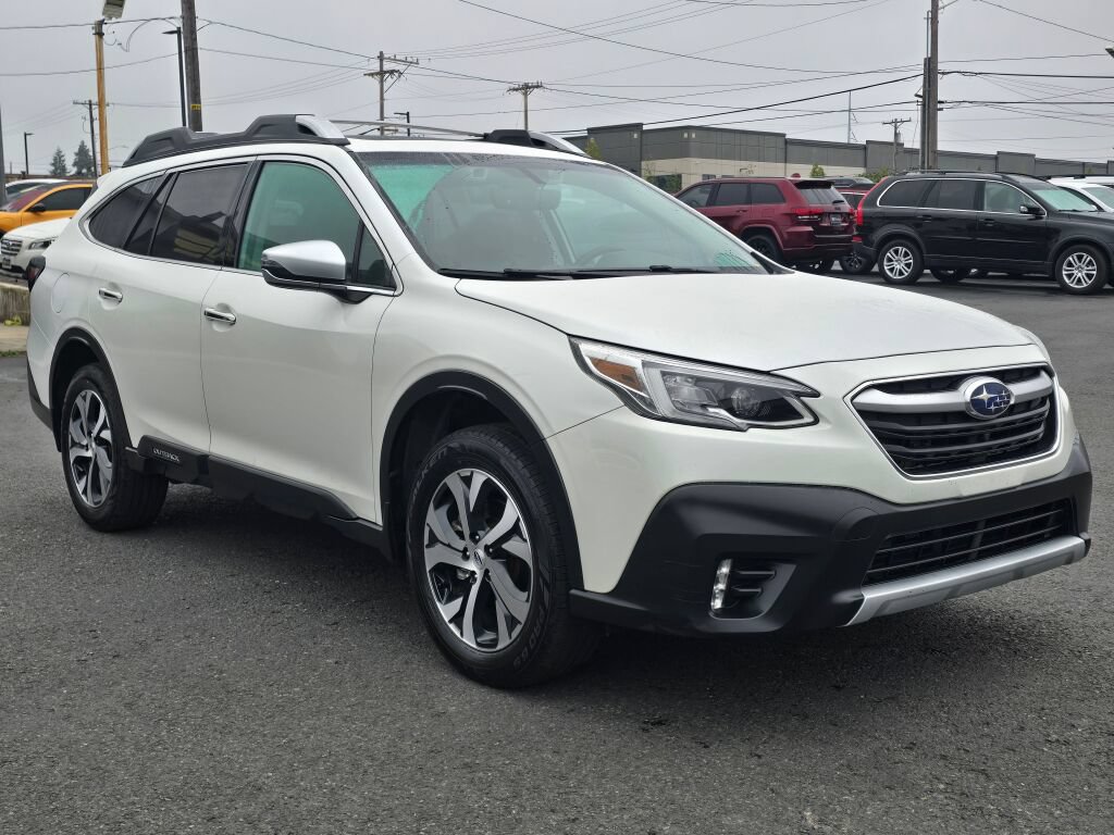Used 2022 Subaru Outback Touring AWD/4WD image 4
