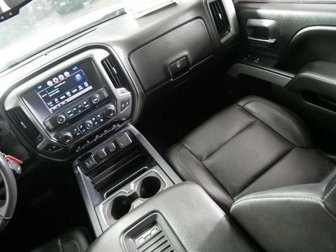 Used 2016 Chevrolet Silverado 1500 LTZ Z71 w/ LTZ Plus Package AWD/4WD image 11
