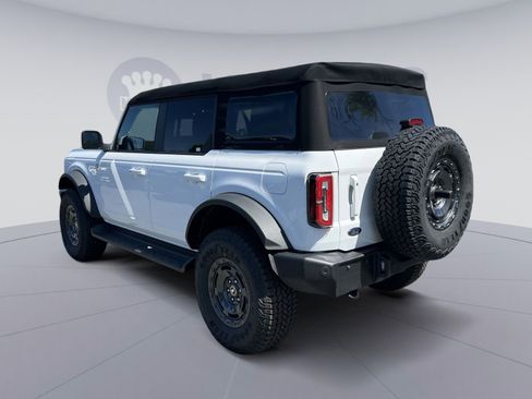 New 2025 Ford Bronco Outer Banks w/ Sasquatch Package AWD/4WD image 8