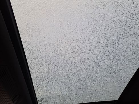 Used 2025 Volkswagen Tiguan SEL R-Line image 12