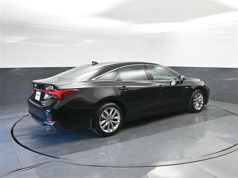 Used 2021 Toyota Avalon XLE w/ Carpet Mat Package (TMS) image 15