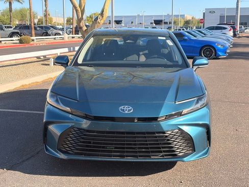 Used 2025 Toyota Camry LE FWD image 6